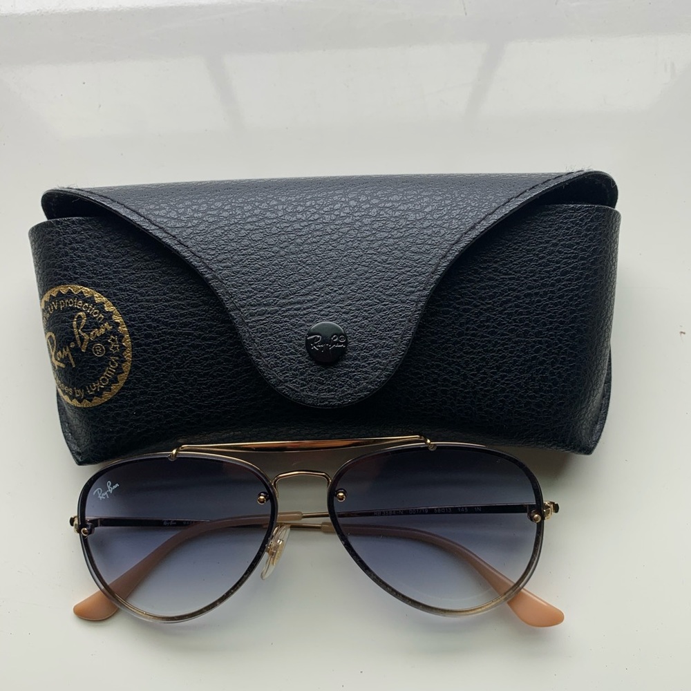 Ray Ban Aviator Sunglasses.